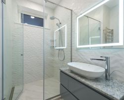 Image depicting the Service Shower Tile